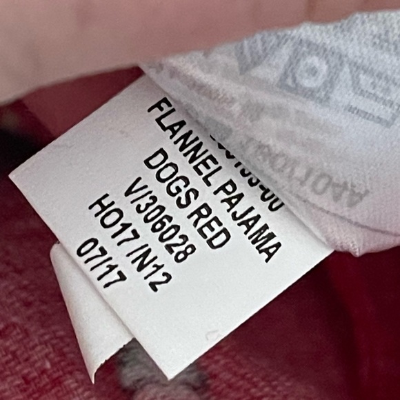 Old Navy nwt red cotton flannel dog holiday pj pants - Picture 7 of 7